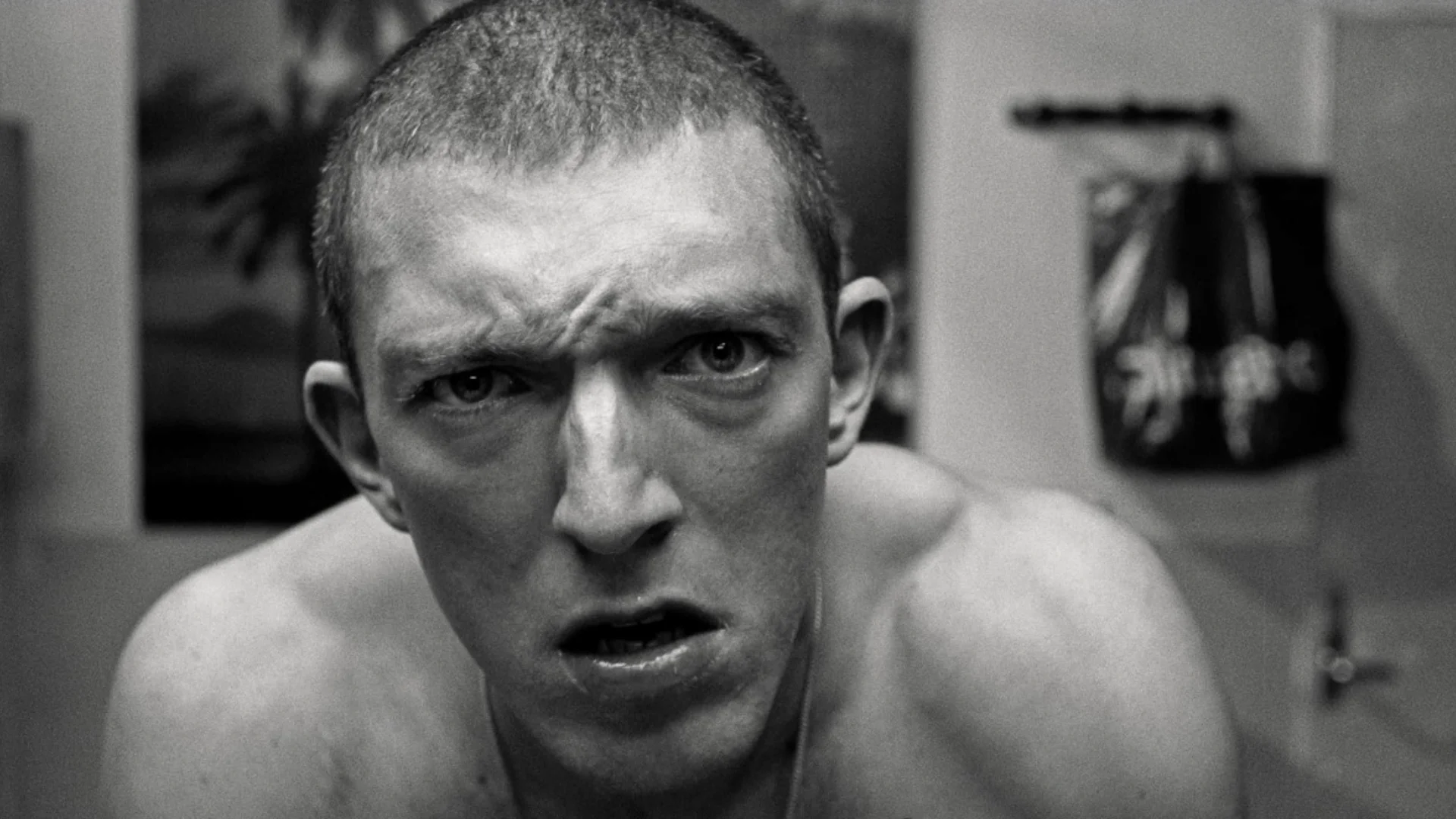 Zamieszki we Francji. Filmy, które pomogą zrozumieć, co się dzieje Vincent Cassel w Nienawiści