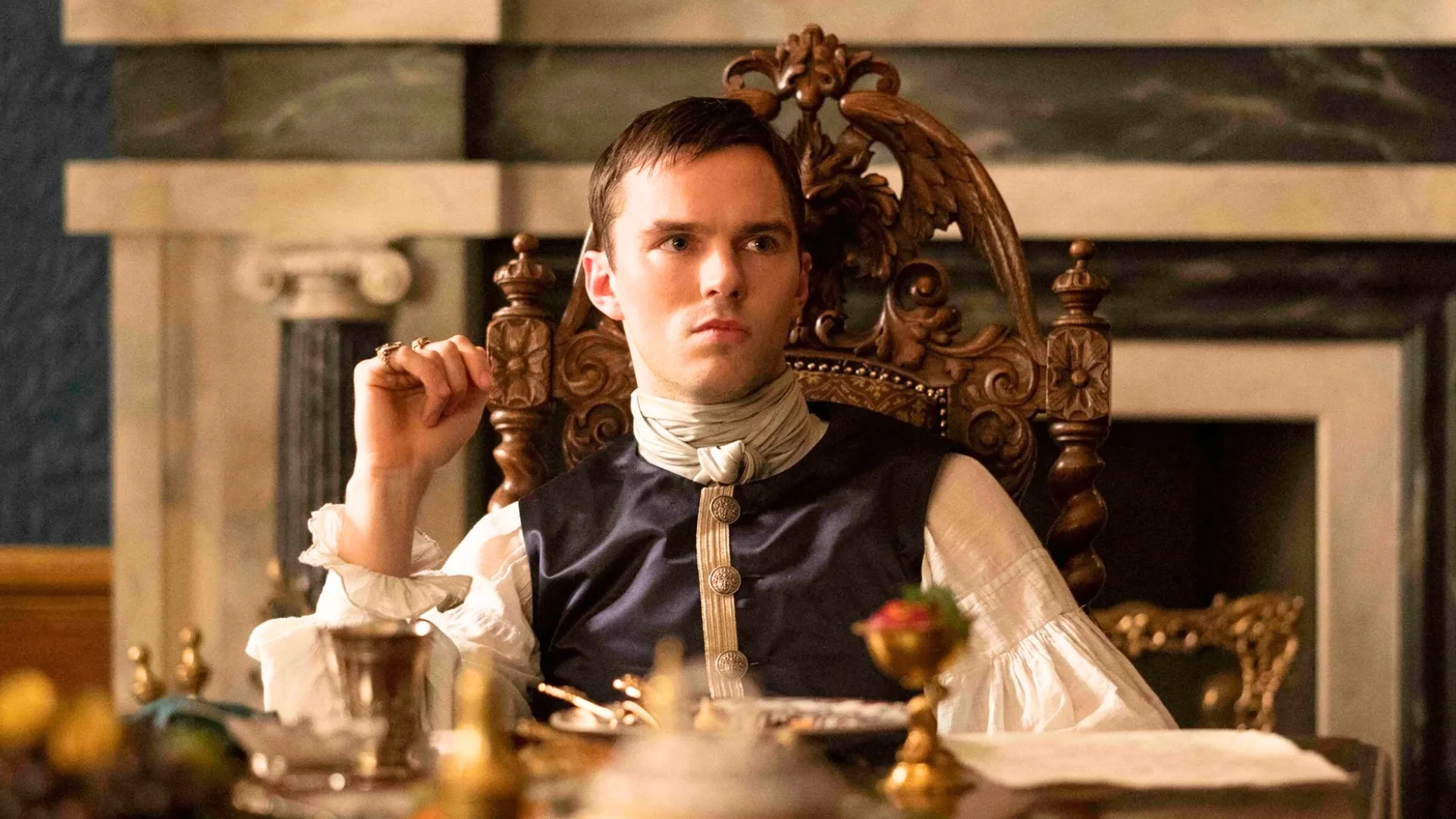 Nicholas Hoult w serialu "Wielka"
