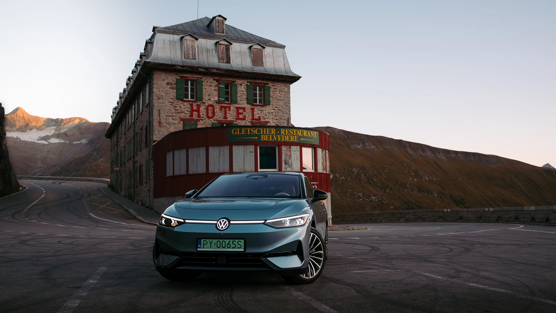 Jak pokochałem Volkswagena, czyli epicki road trip przez szwajcarskie przełęcze