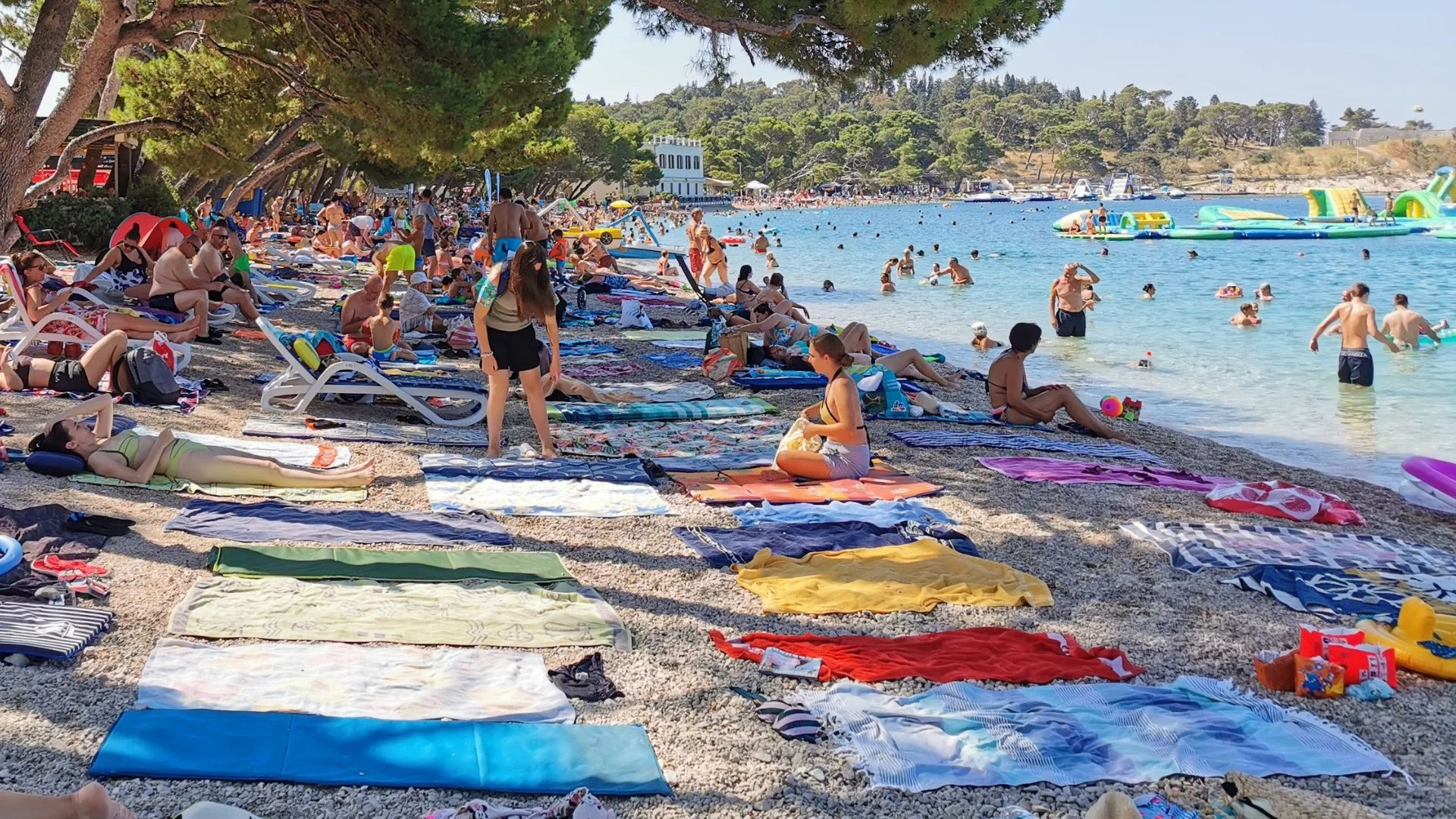 Chorwacja rozwiązuje problem plażowego cwaniactwa. I będą to robić do skutku