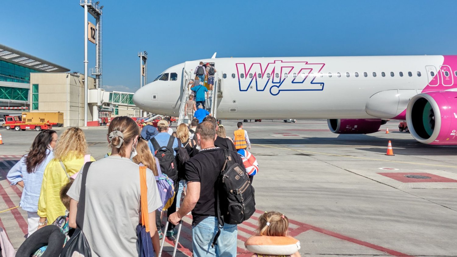 Wizz Air poleci w Tatry już od września, a nie dopiero w październiku Wizz Air szybciej przywróci trasę Gdańsk-Poprad