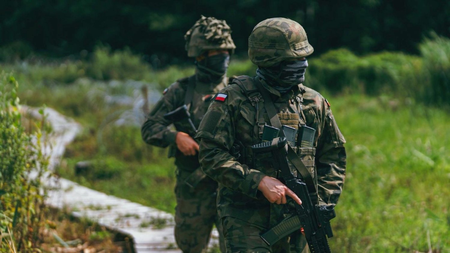 Atak Rosji na Ukrainę "realnym zagrożeniem" dla Polski. Wiadomo, skąd wziął się huk