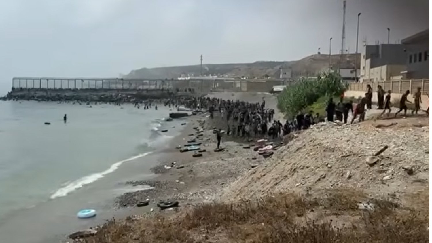 Ceuta szturmowana przez migrantów. Dlaczego to miejsce? Powód jest banalny
