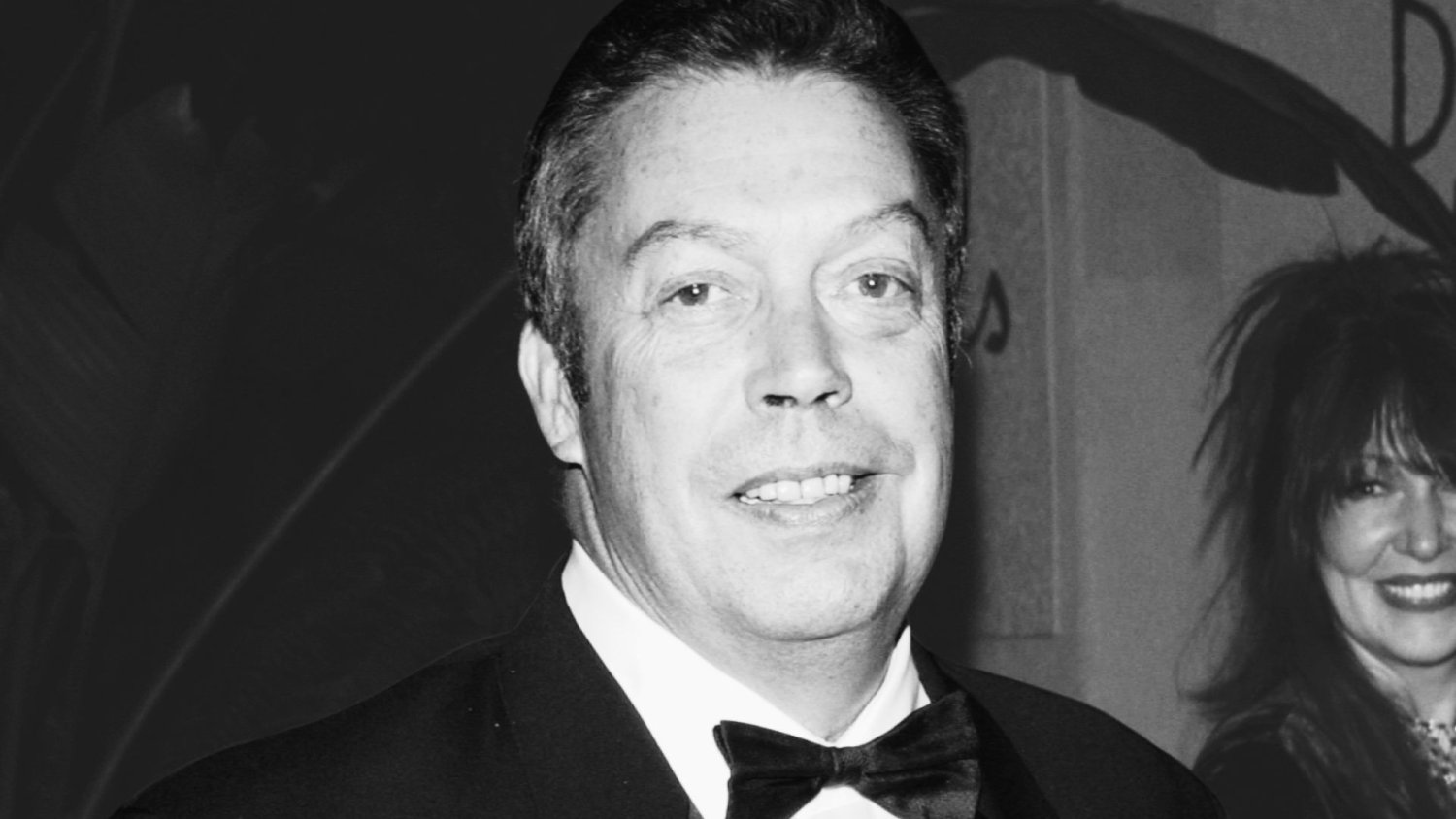 Tim Curry nie żyje. Gwiazdor "Rocky Horror Picture Show" od 14 lat jeździł na wózku