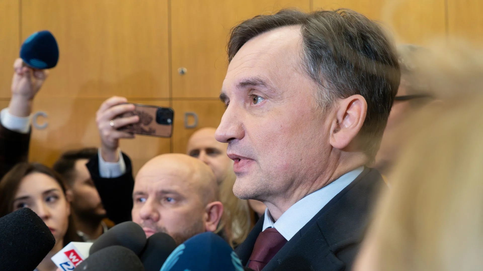 Ten sondaż ws. Ważniaka zaboli Gargamela. 56,5 proc. musi dać mu do myślenia
